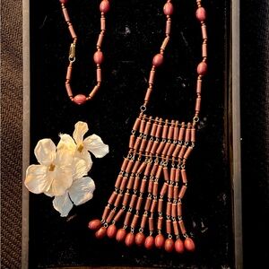 32 inch Chic Beaded Necklace in Rich Brown